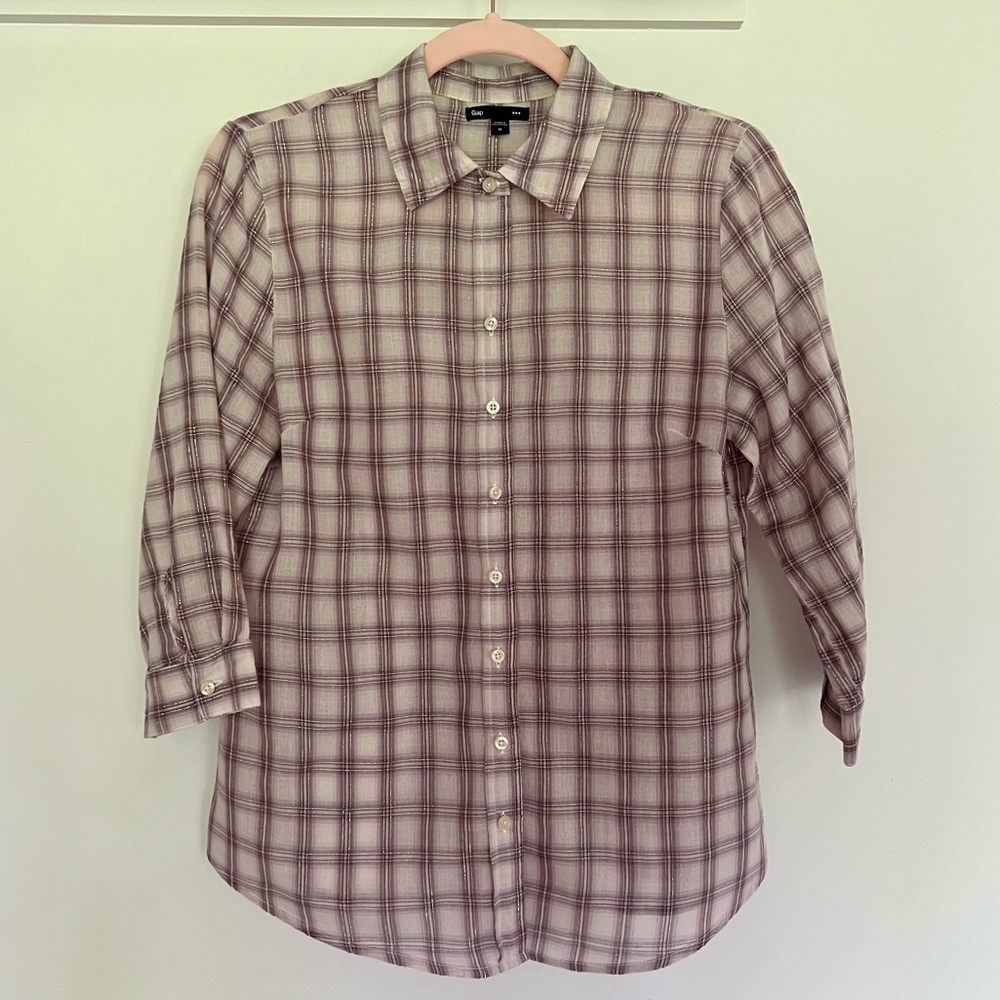 GAP Women’s EUC 3/4 sleeve Plaid Shirt White Grey Purple with Lurex Size M